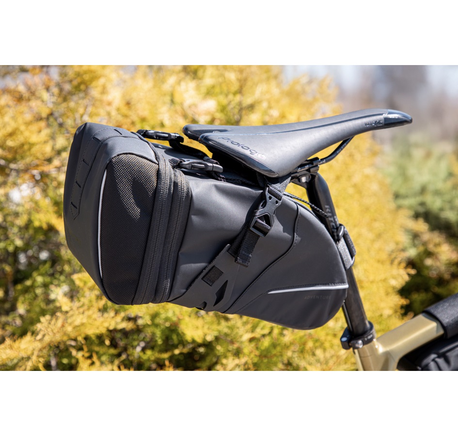 brašna pod sedlo F ADVENTURE XL,rozepínací, černá