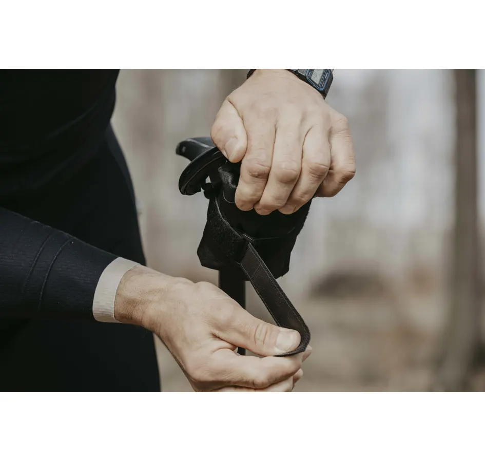 brašna pod sedlo, skládací FORCE MUSE, černá