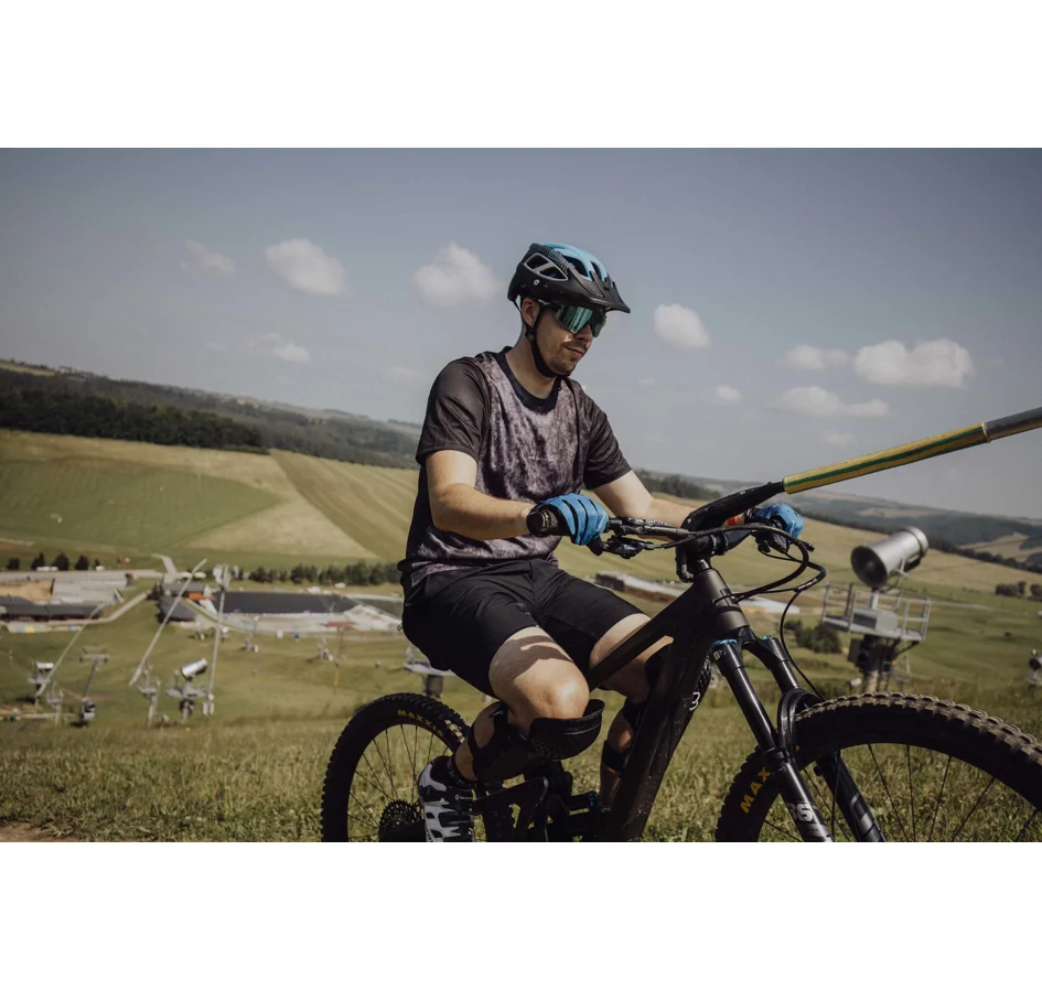 dres FORCE MTB MOVE krátký rukáv, černý