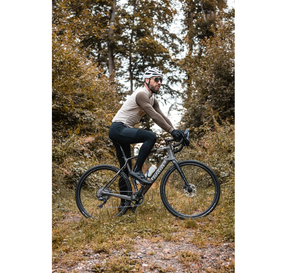 kalhoty F ENDLESS se šráky bez vložky, černé