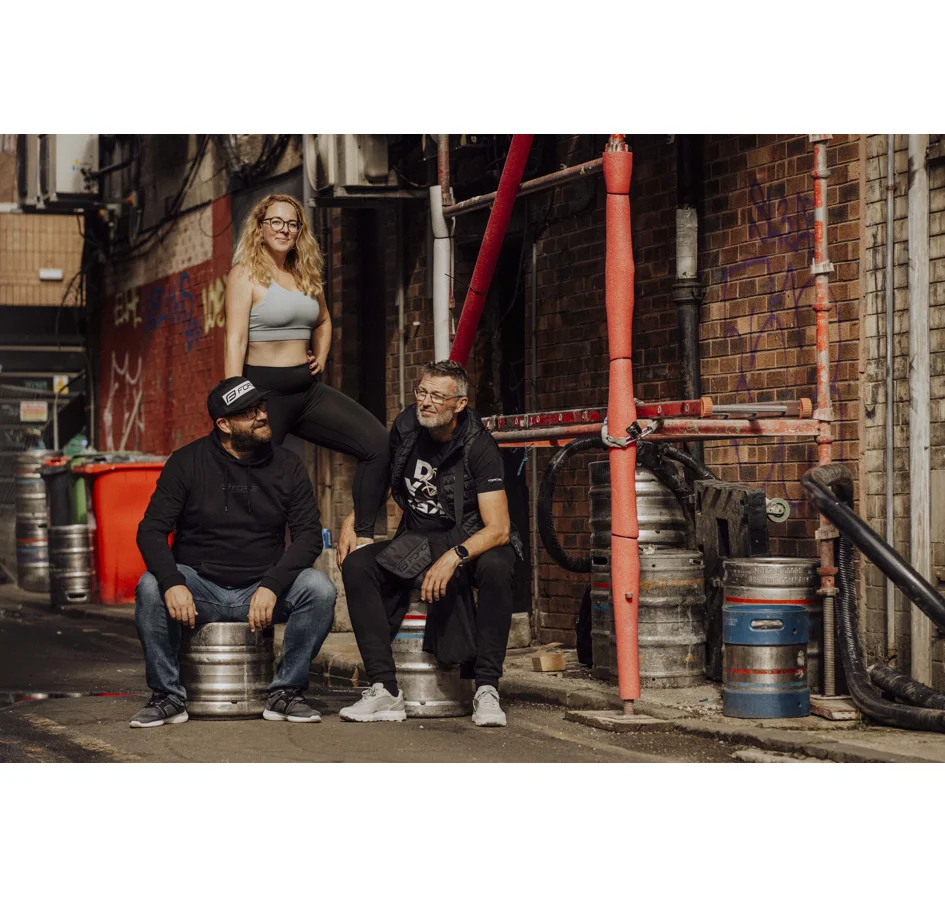 mikina F COMFY UNI přes hlavu s kapucí, černá