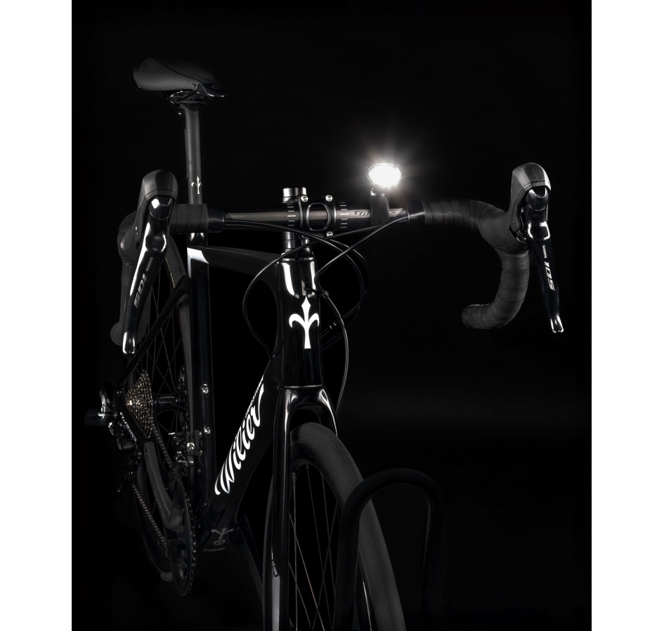 světlo přední FORCE FLUX 550LM USB, černé