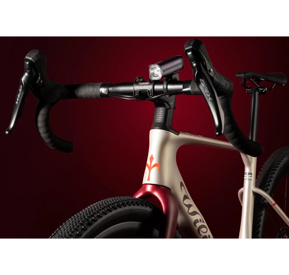 světlo přední iGPSPORT VS800