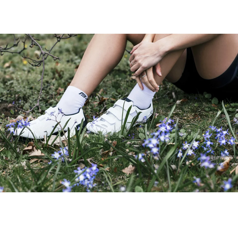 tretry FORCE ROAD HERO 2, bílé