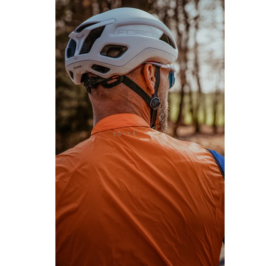 vesta FORCE WINDPRO, plná záda, oranžová